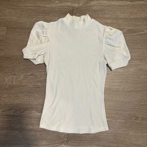 Puff sleeve turtle neck blouse